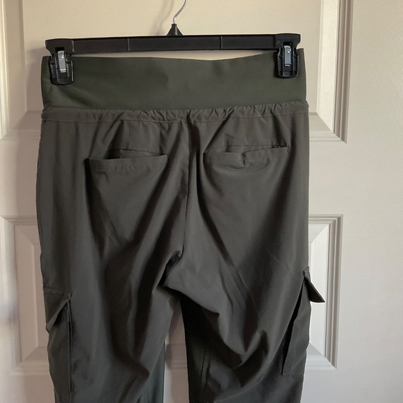 Athleta Salutation Cargo Joggers - Olive Green/Grey - Size 2 - Picture 5 of 11